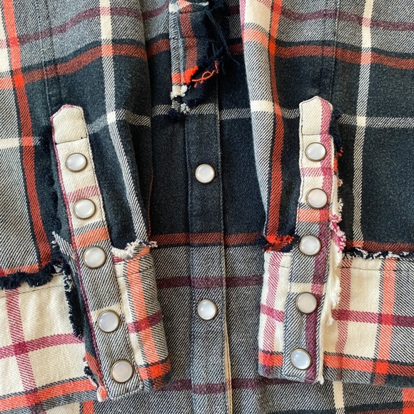We The Free Always Forever Plaid Fringe Collar Button Up Top Size Small - Picture 8 of 15